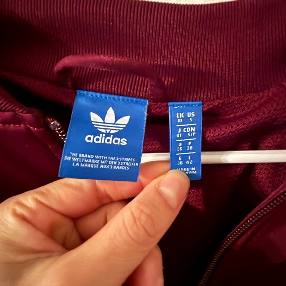 adidas Originals Track Jacket Women’s Small Burgundy 3-Stripes Trefoil Zip - Picture 7 of 7